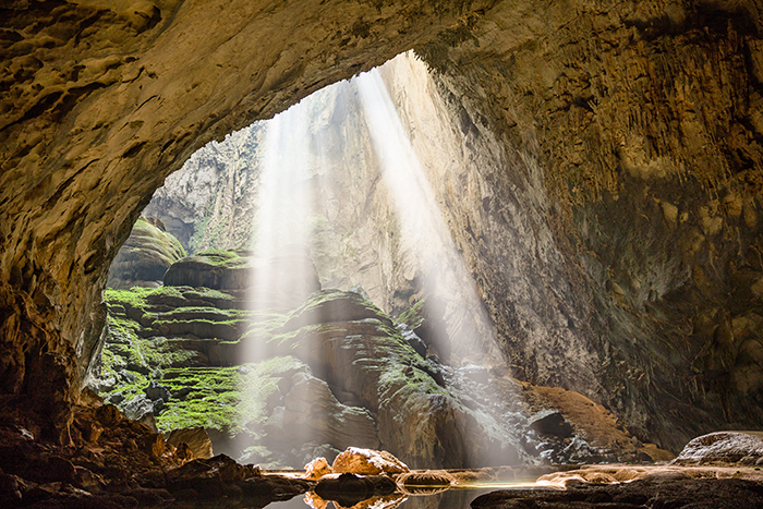 The beauty of majestic nature of Son Doong cave will make you want to discover. Photo: Oxalis Travel
